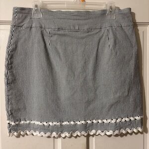 crown & ivy dark Blue and White Striped skort with Ric Rac Trim